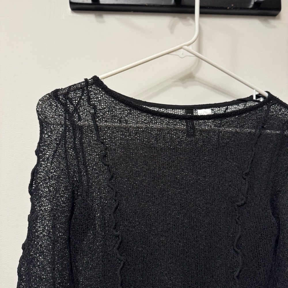 Elegant Black Lace Women's Top - Picture 4 of 5